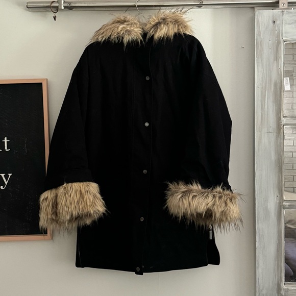 Black Oversized Sherpa Lined Parka Coat Faux Fur Hood & Cuffs - Picture 4 of 9